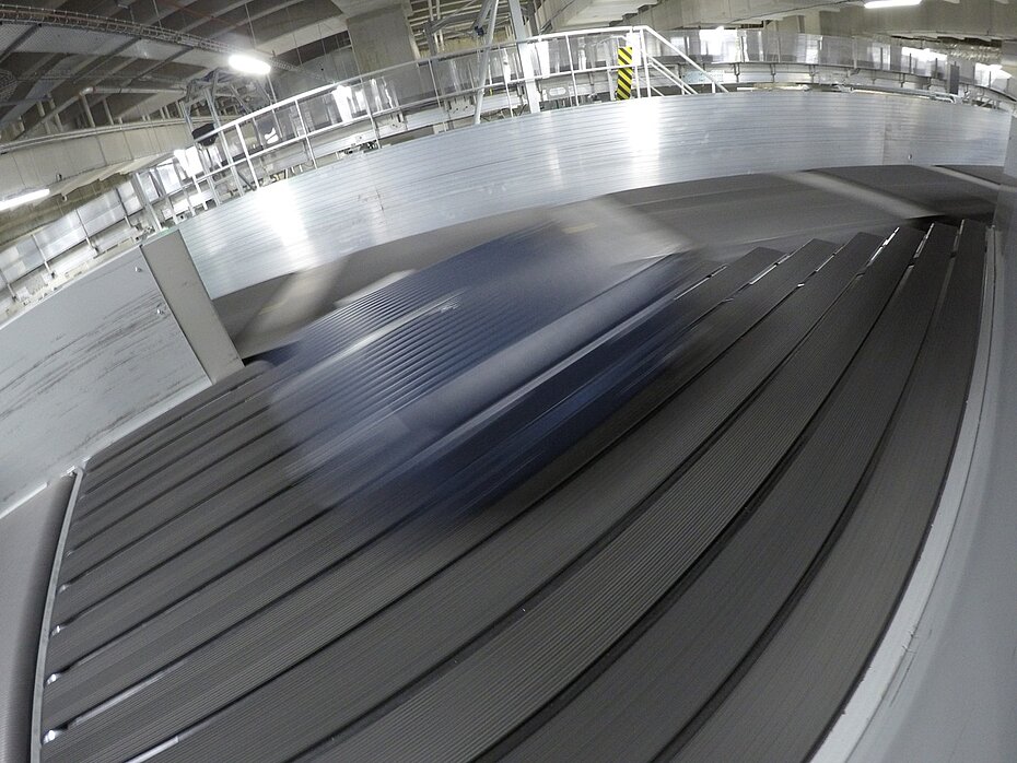 Fives' GENI-Belt sorter in BHS Marseille-Provence airport